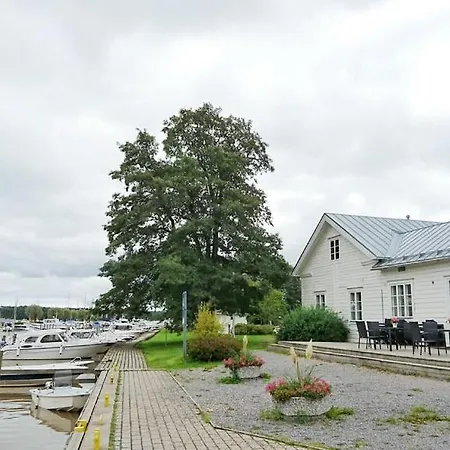 In Heart Of Center, With Sea View And Boat! *